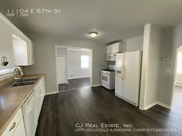 Foto del edificio - 11104 E 67th St
