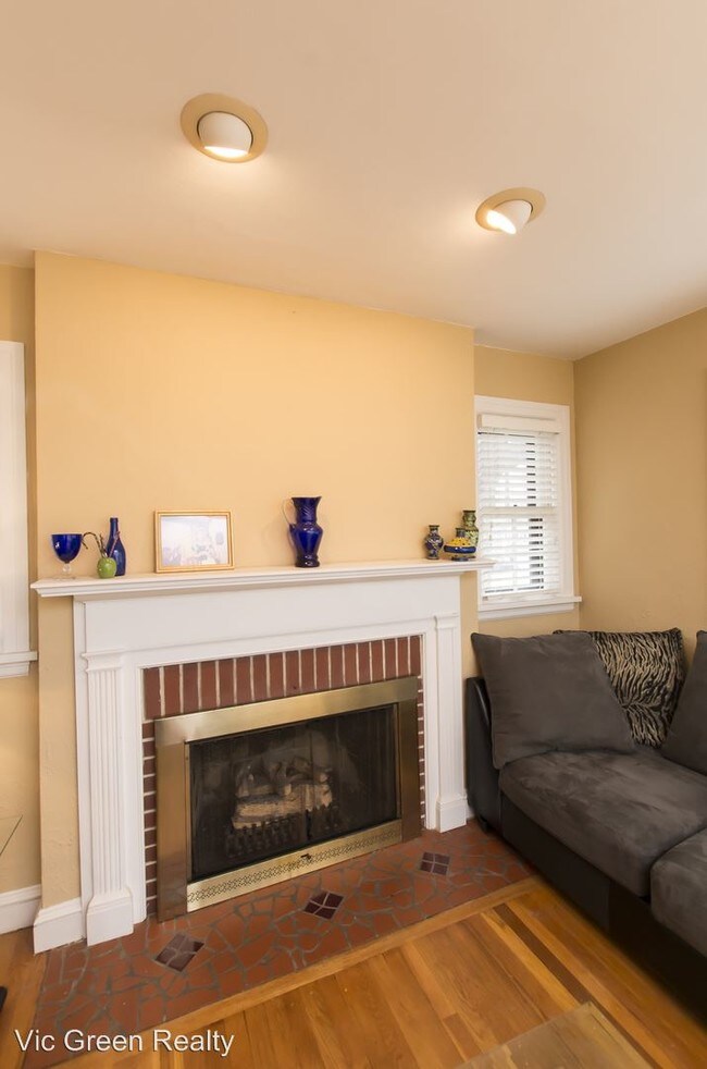 3 br, 1.5 bath House 1424 Abingdon Rd House Rental in Kettering, OH