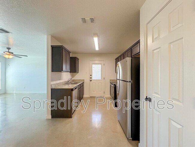 Building Photo - 9110A Winding Ct