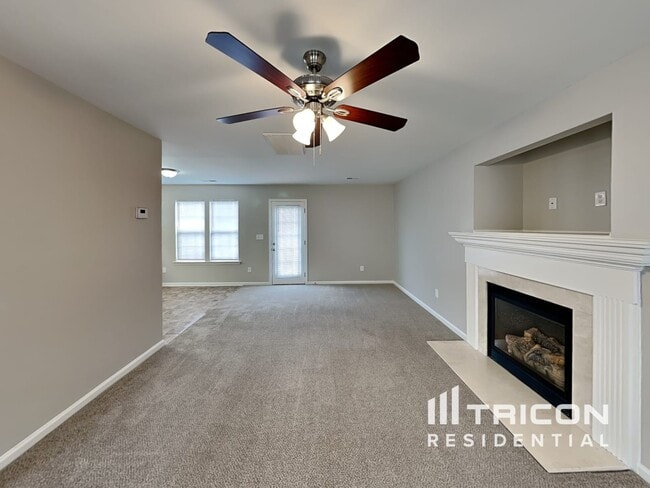 Building Photo - 106 Newport Dr