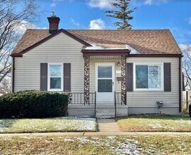 Building Photo - 21515 Blackmar Ave