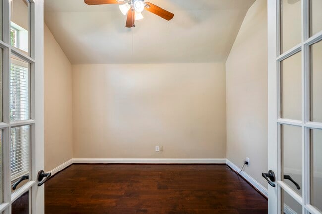Building Photo - 13003 Northwood Glen Ln