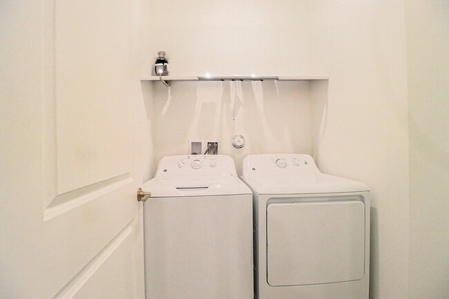 Foto del edificio - 14518 Crawford Brook Ln