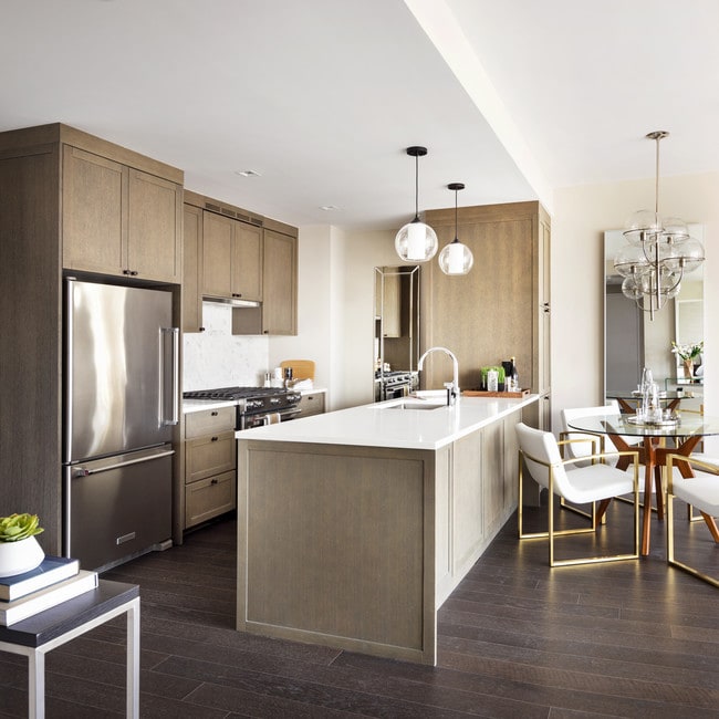 Interior Photo - The Easton
