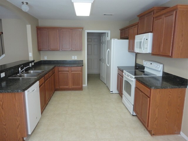 Foto del edificio - 5512 Parkview Hills Ln