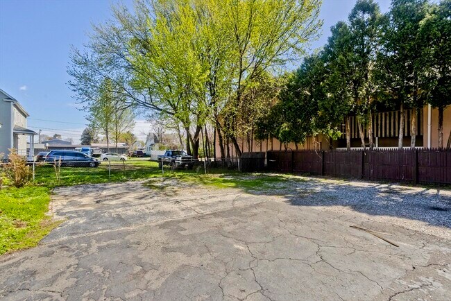 Foto del edificio - 33 Baldwin St