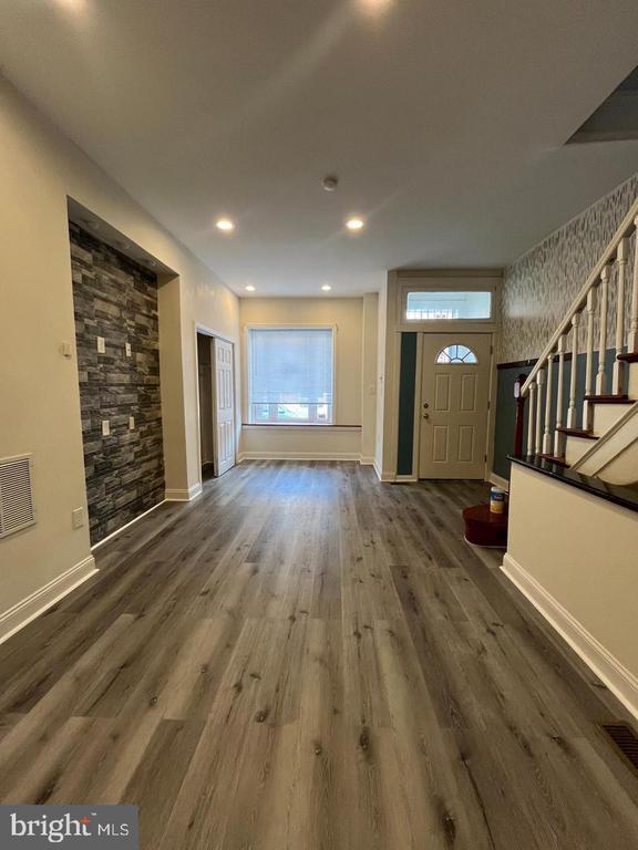 Foto del edificio - 2430 Carpenter St