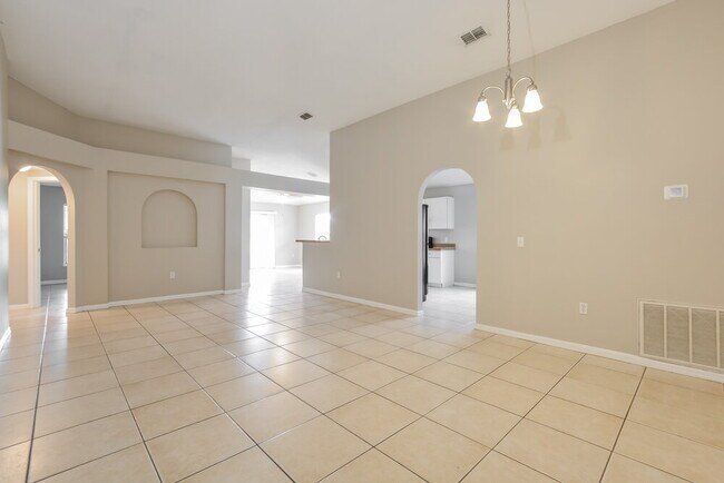 Foto del edificio - 6853 Westlake Blvd