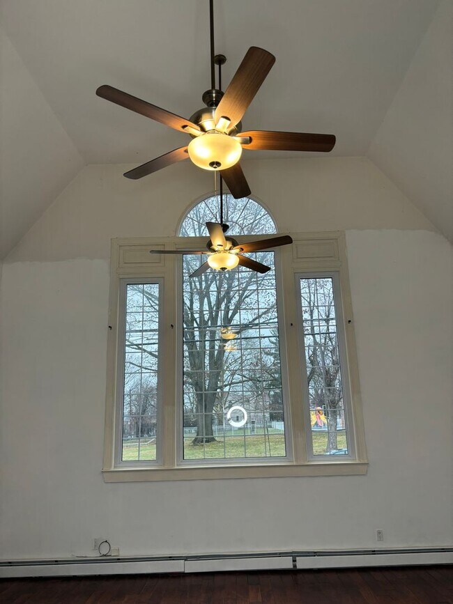 Foto del edificio - Single Family home for rent in Teaneck, NJ