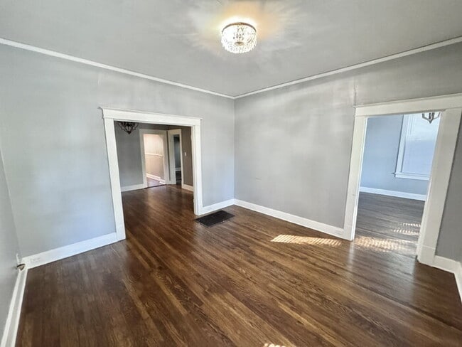 Foto del edificio - 666 Landis St