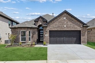 Building Photo - 6145 Tahoe Winds Dr