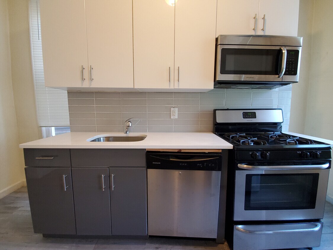 Foto principal - 98 Wayne St
