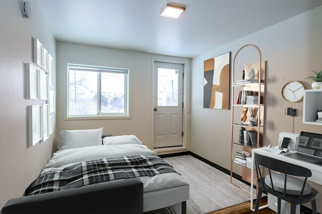 Foto del edificio - 1422 S Willson Ave
