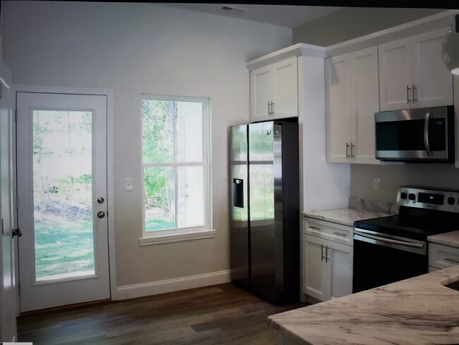 Kitchen - 1 Lincoln School Cir