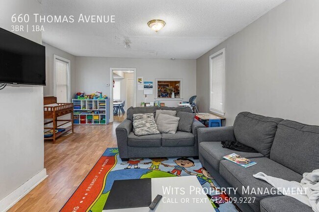 Building Photo - Great 3 bed 1 Bath in St Paul