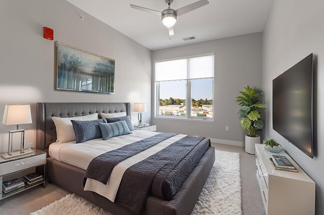 Building Photo - Tigris Tower