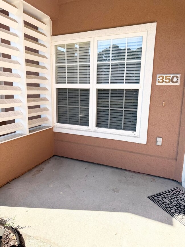 Building Photo - 4661 Lightkeepers Way