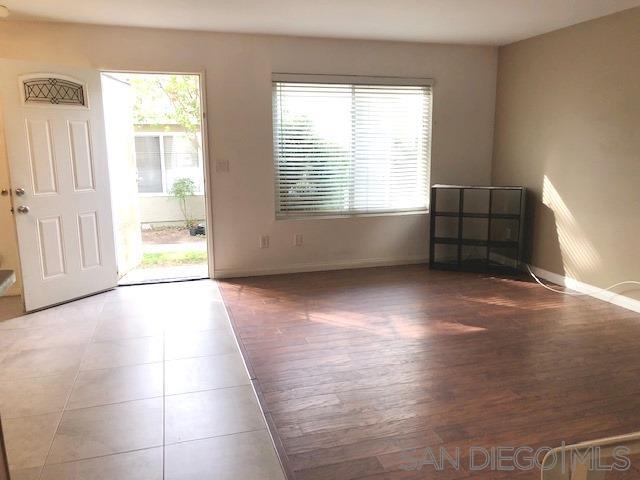 Foto del edificio - 7845 Camino Huerta