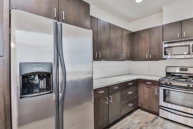 Building Photo - 4405 Austin St