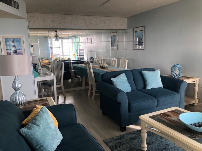 Building Photo - 4700 Ocean Beach Blvd