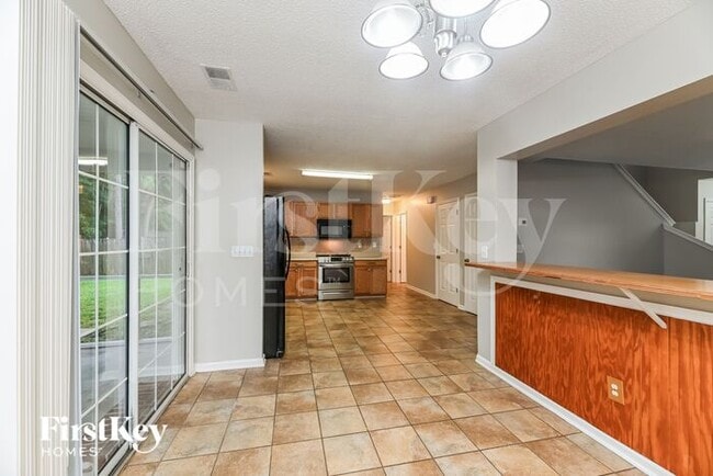 Building Photo - 222 Ponderosa Dr