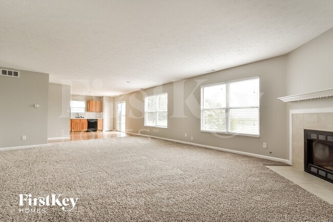 Foto del edificio - 7741 Thorney Wood Dr