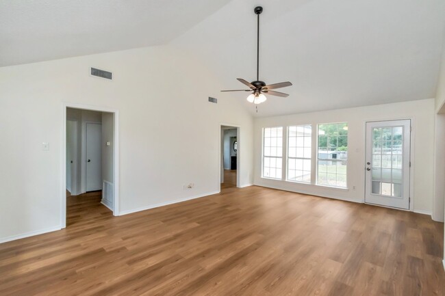 Building Photo - WOODLAND HILLS