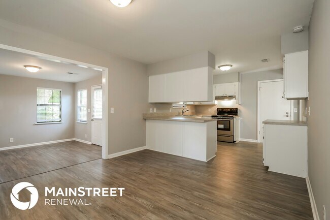 Foto del edificio - 8408 Rampart Rd