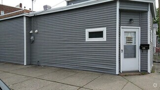 Building Photo - 139 Lake Ave