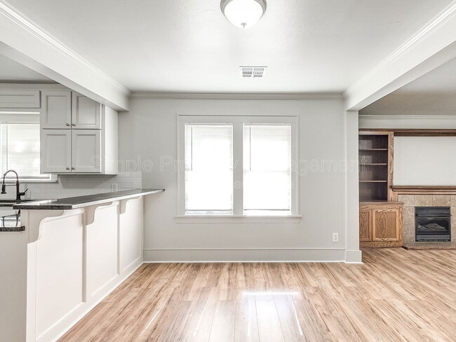 Building Photo - 912 NW 98th St