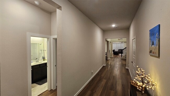 Building Photo - 18218 Bluebird Br Ln