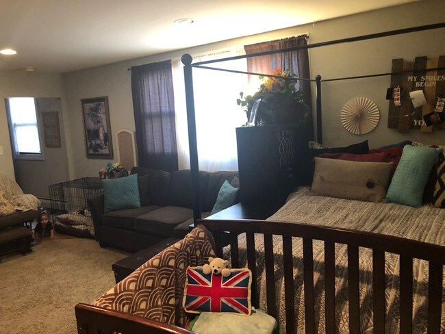 Foto del edificio - 1600 W Jarvis Ave