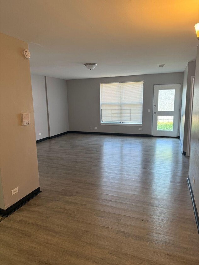 Primary Photo - 4 bedroom in Chicago IL 60612