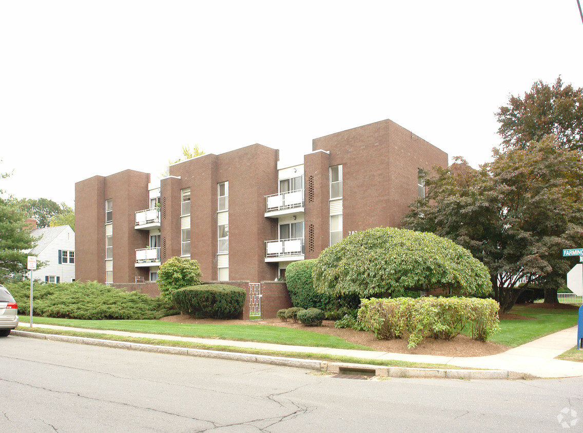 Primary Photo - Tiffany House Apartments