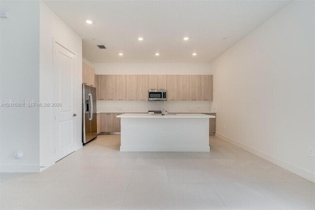 Foto del edificio - 4480 SW 122nd Ter