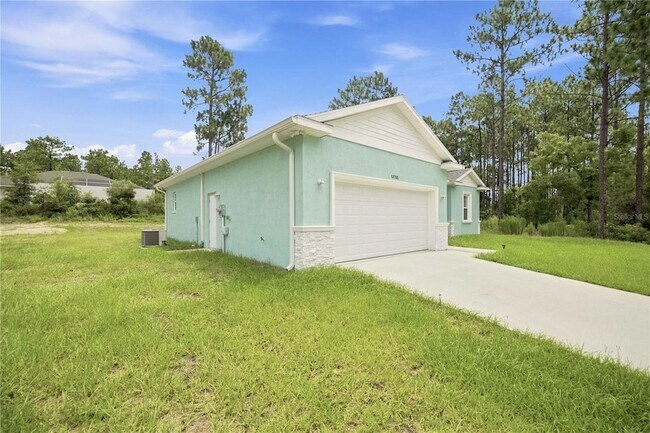 Building Photo - 13765 SW 81 Cir