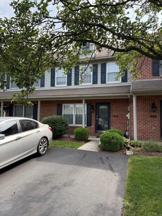 Foto del edificio - 2219 Brigade Rd