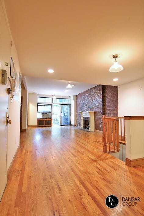 Building Photo - 8 West 76th Street
