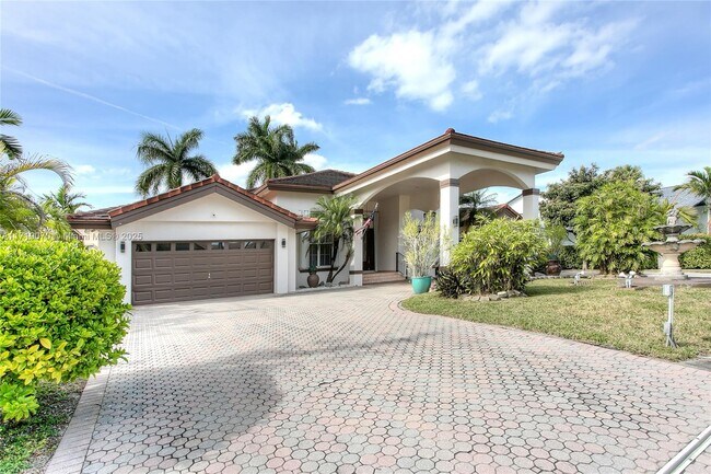 Foto del edificio - 3160 SW 109th Ct