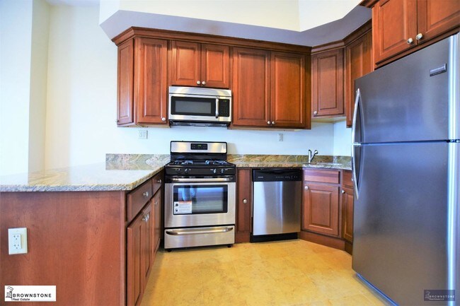 Foto del edificio - 606 Henry Street