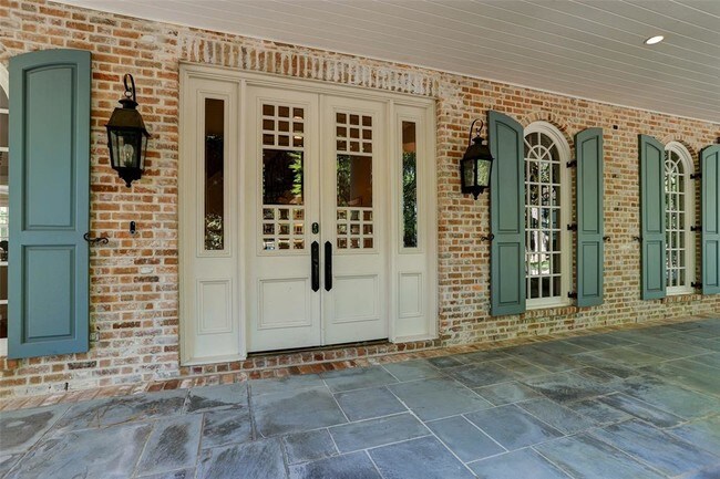 Building Photo - 41 Saddlebrook Ln