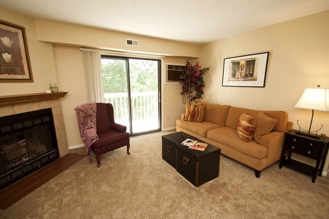 Building Photo - 1817 Trailway Dr