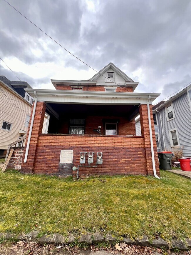 Building Photo - 921 15th Street