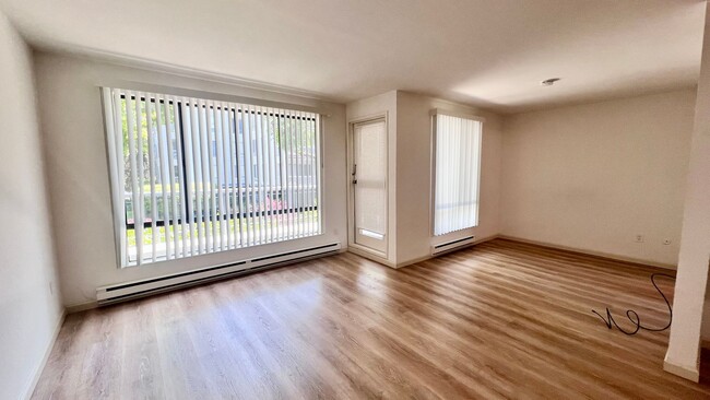 Building Photo - Fully Remodeled Studio w/ Oversized Sun-Fi...