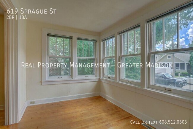 Foto del edificio - Perfect central 2 plus Den Madison rental ...