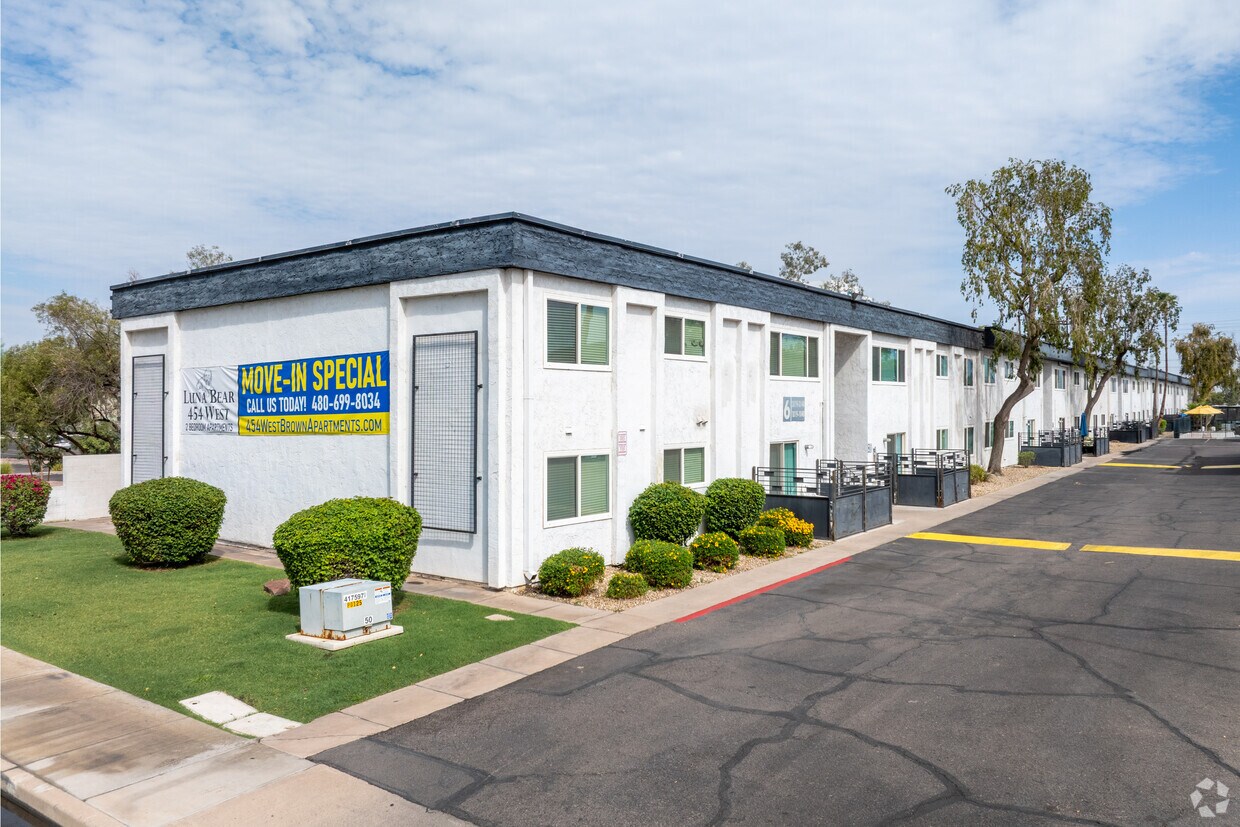 454 West Brown Apartments