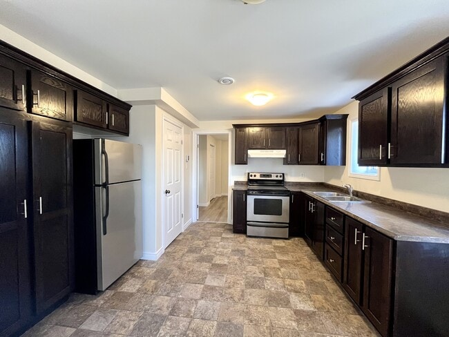 Building Photo - 67 Rotary Drive