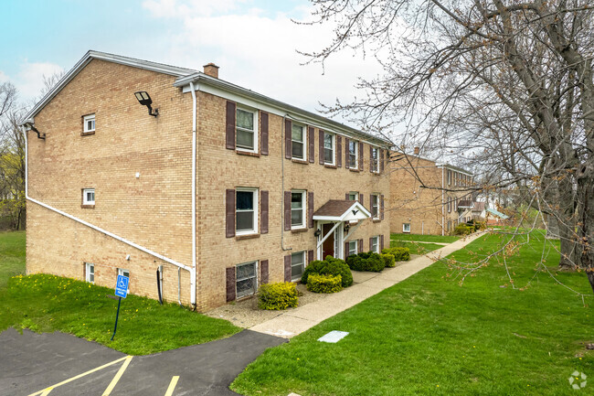 Building Photo - Leydecker apartments