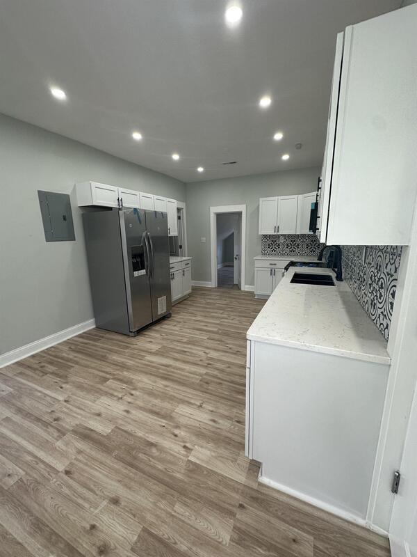 Building Photo - 7311 Colgate Avenue - Upstairs