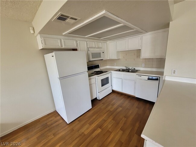 Building Photo - 1104 Pinto Rock Ln